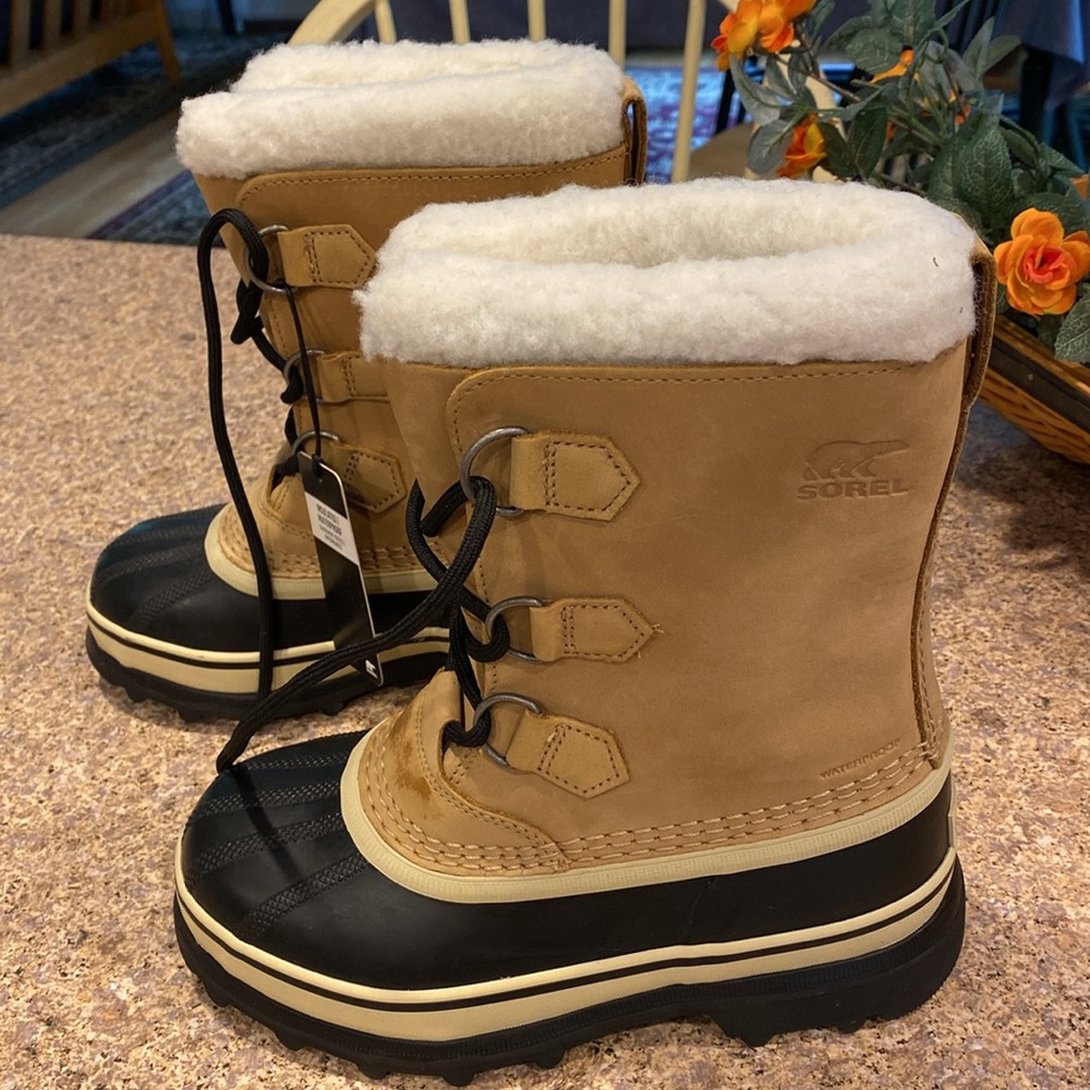 NWT Sorel Caribou Winter Waterproof Boots Youth 3 1123511 Faux Fur FLAWS  No Box - Picture 3 of 17